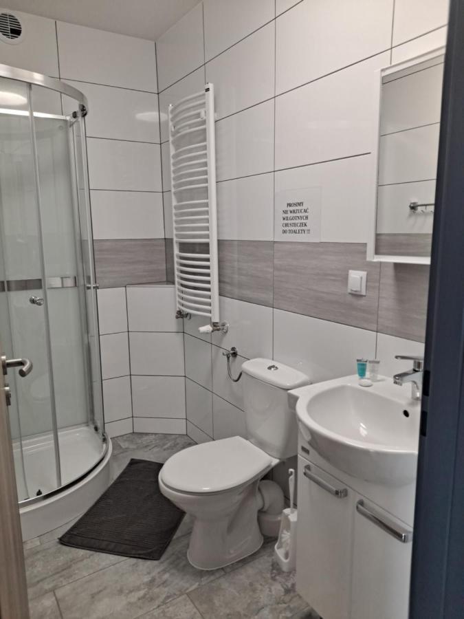 Dom Wycieczkowy "Na Stadionie" Kłodzko Exterior foto